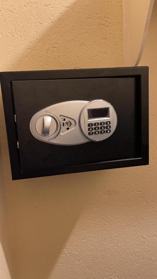Jamrock Suites キングストン エクステリア 写真